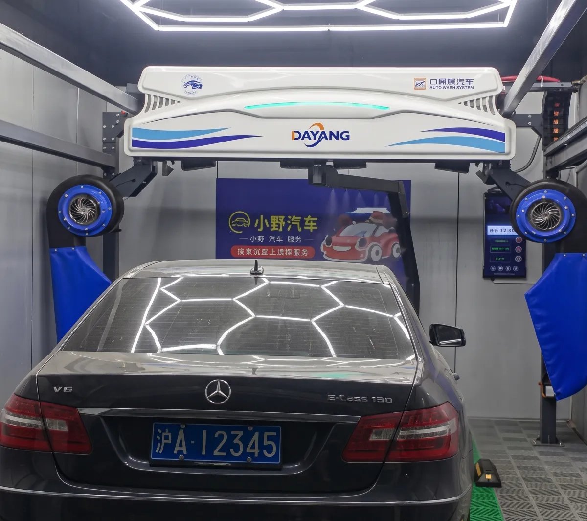 Автоматическая бесконтактная автомойка DAYANG серии M4 / M6